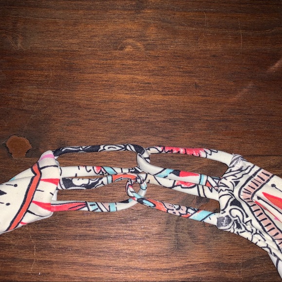 🌺BillaBong Reversible Bikini Bottom - Picture 4 of 7